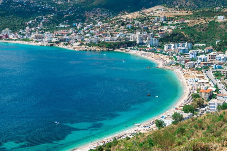 Në Himarë, prioritet infrastruktura rurale, tender 200 mln lekë për rrugën e Athalit